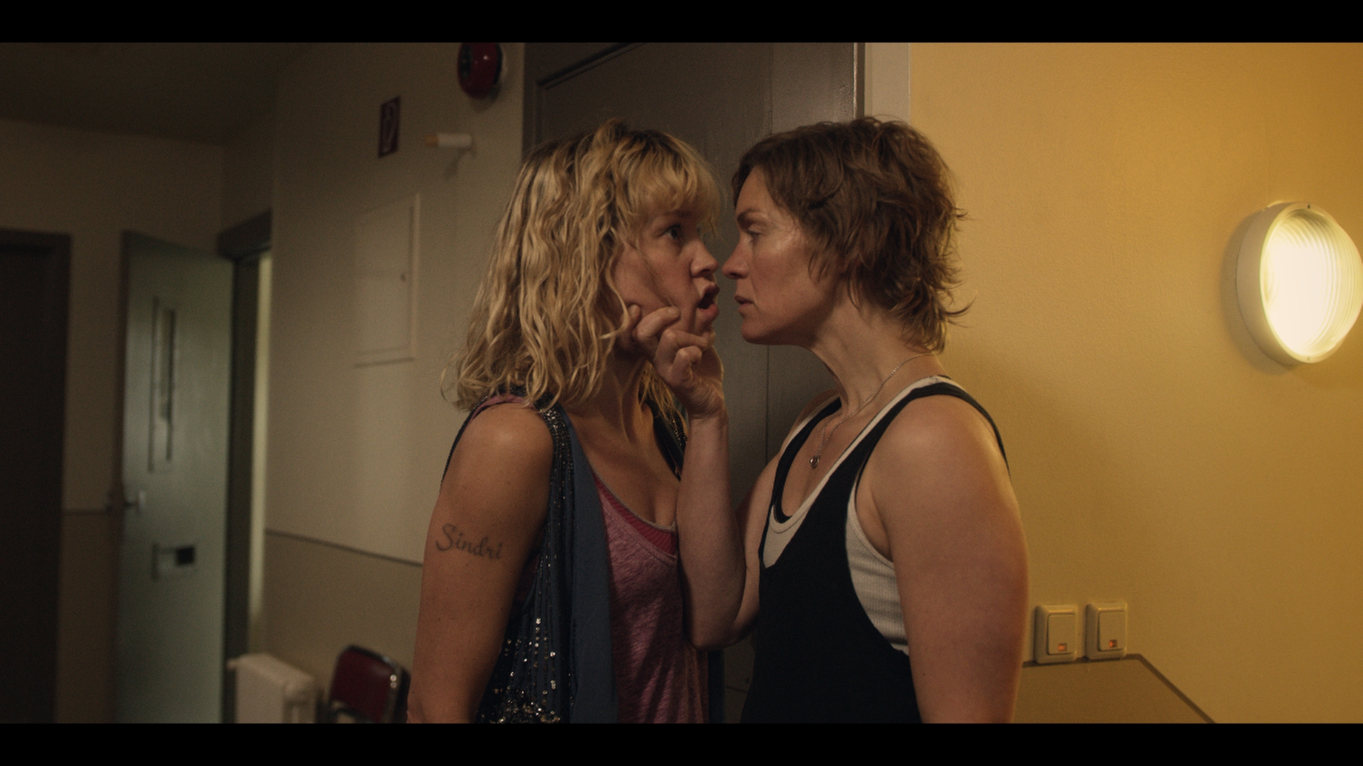 Fangar - Still 2