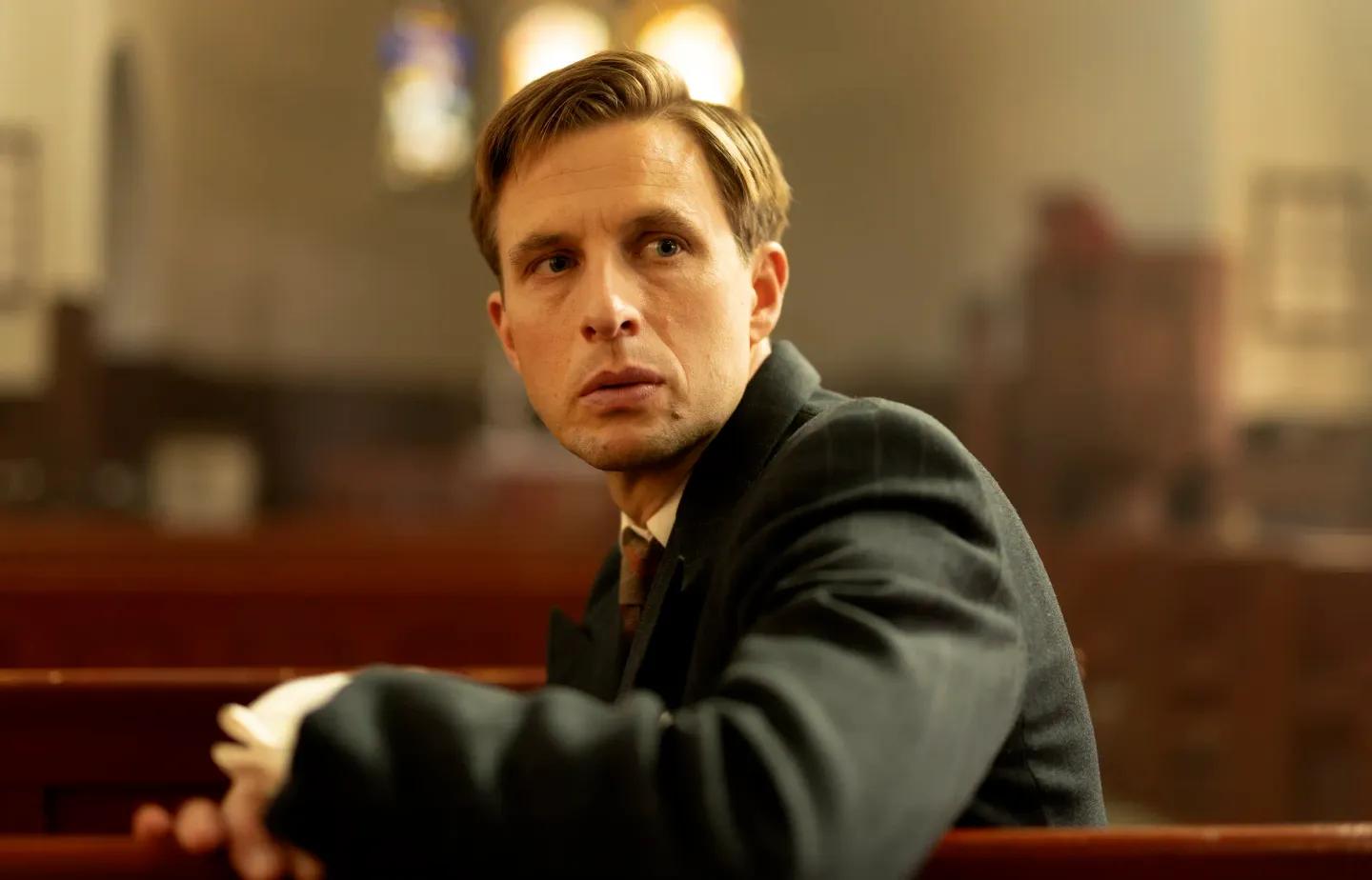 Quisling - Still 4