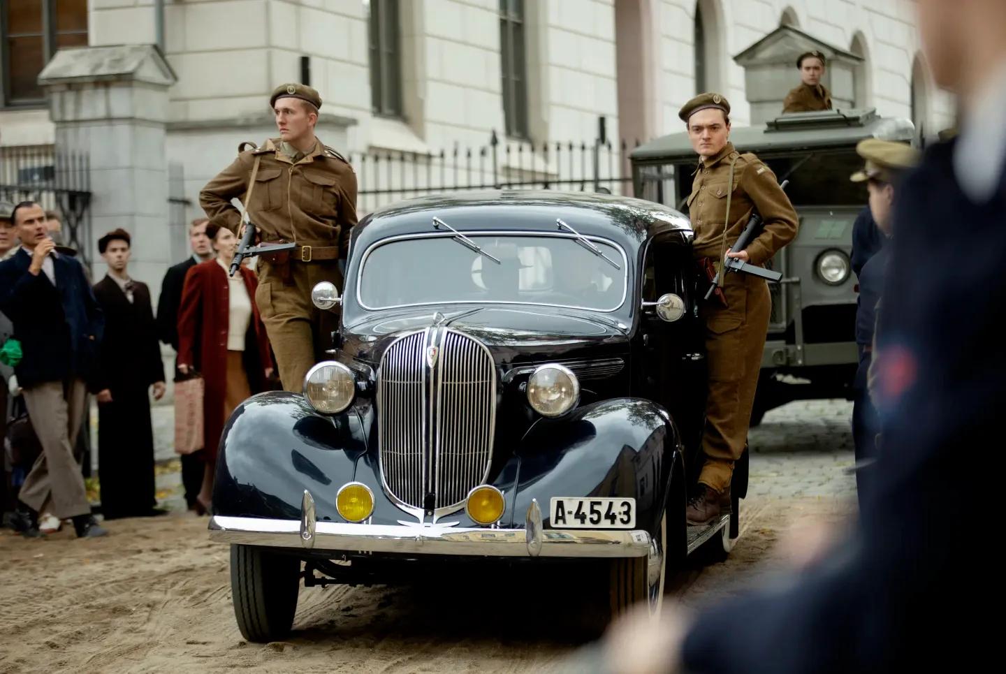 Quisling - Still 2